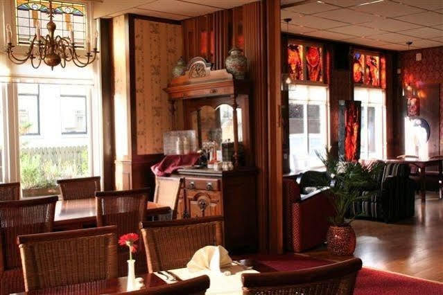 Hotel Restaurant 'T Heerenlogement Харлинген Экстерьер фото