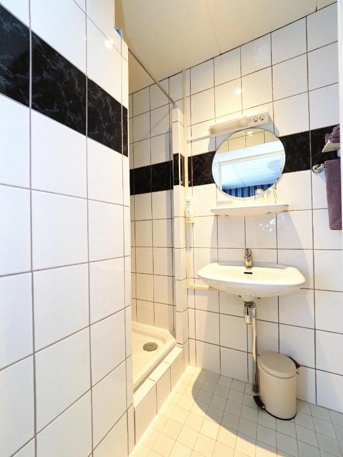 Hotel Restaurant 'T Heerenlogement Харлинген Экстерьер фото